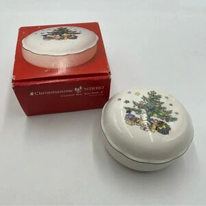 NIKKO‎ “Christmastime” Covered Bon Bon Dish 5” Round with Lid & Original Box
